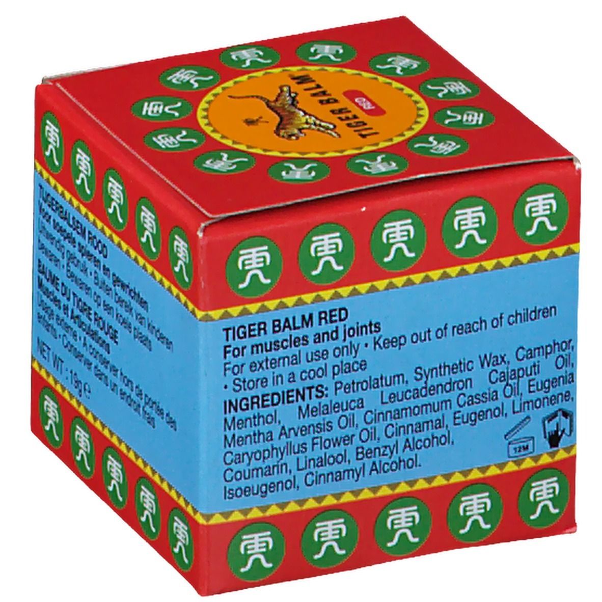 Rode Tiger Balm doos. Opschrift "TIGER BALM RED". Geel logo met tijger. Ingrediëntenlijst.