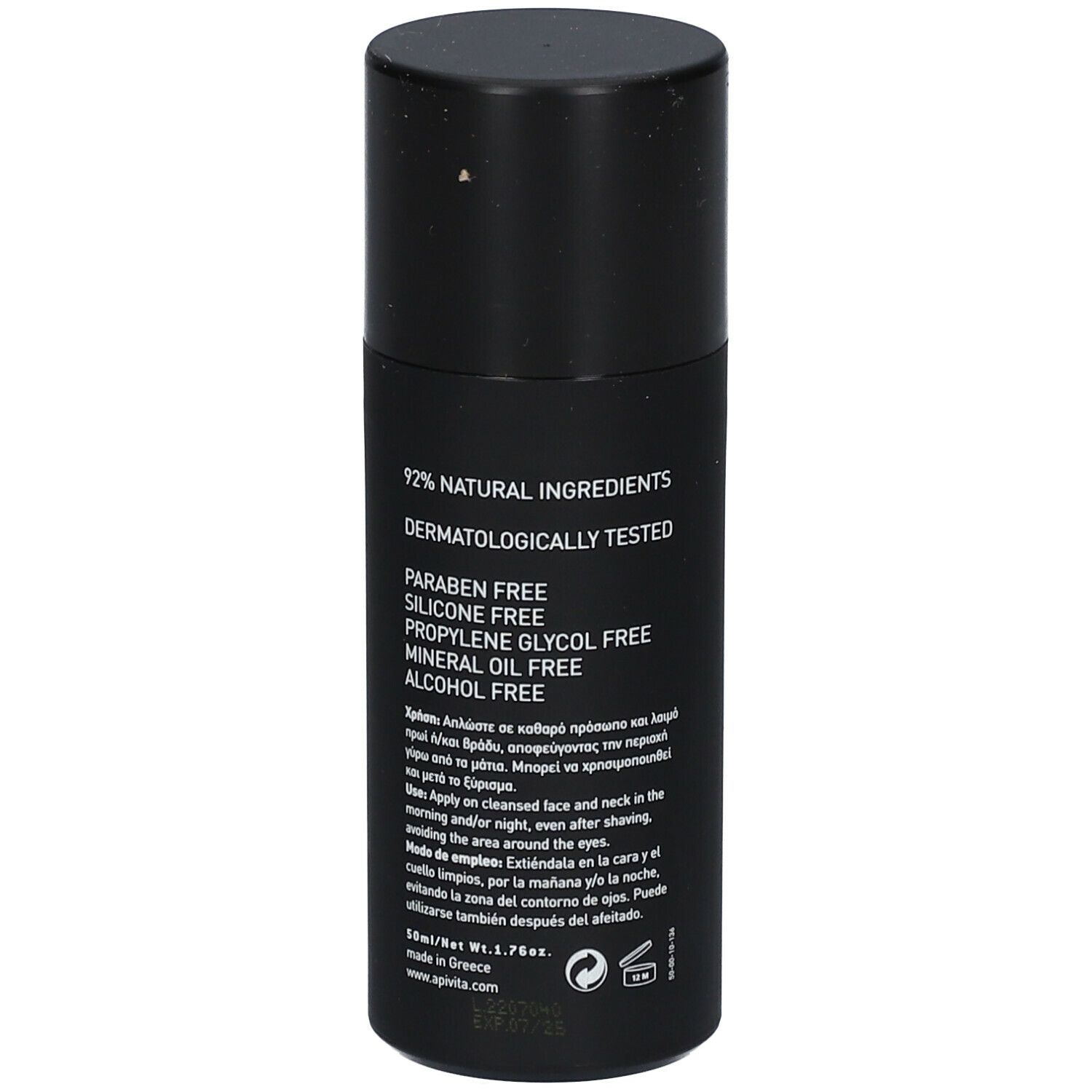 Flacone nero con tappo nero. Scritta: 92% ingredienti naturali, dermatologicamente testato, testo.