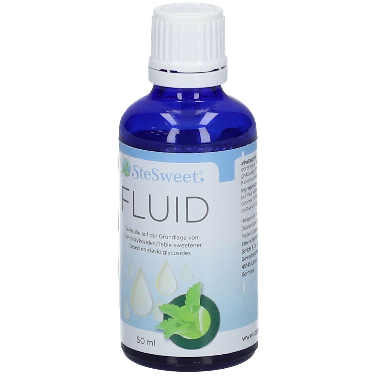 Blauwe glazen fles met witte dop. Opschrift SteSweet Fluid. Bevat Steviolglycosiden. 50 ml.