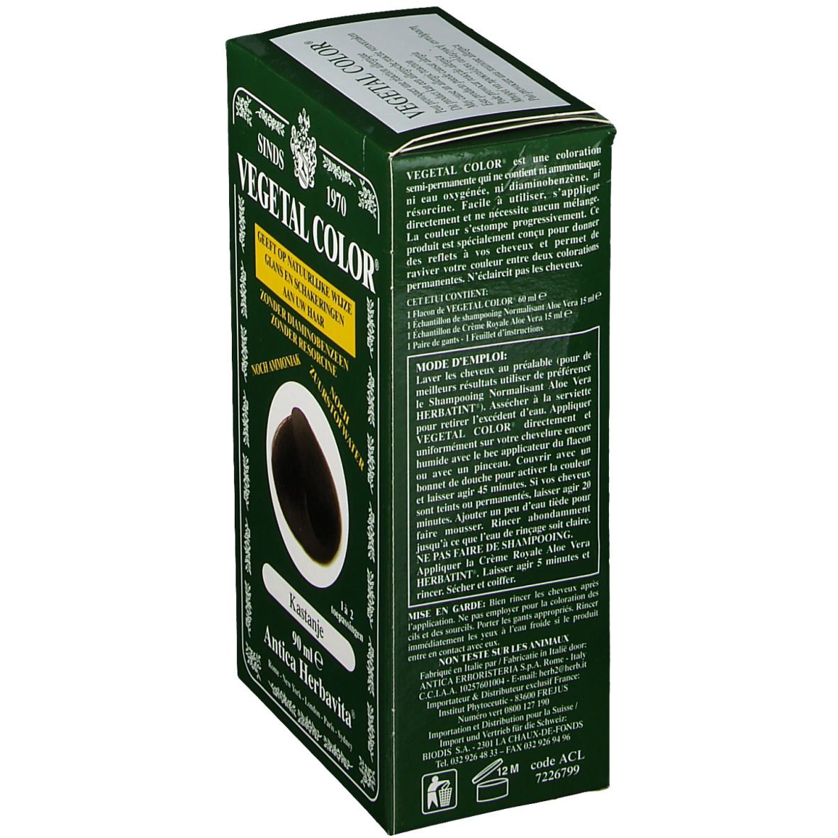 Boîte verte VEGETAL COLOR. Texte sur le côté. Nom du produit, ingrédients, mode d'emploi.
