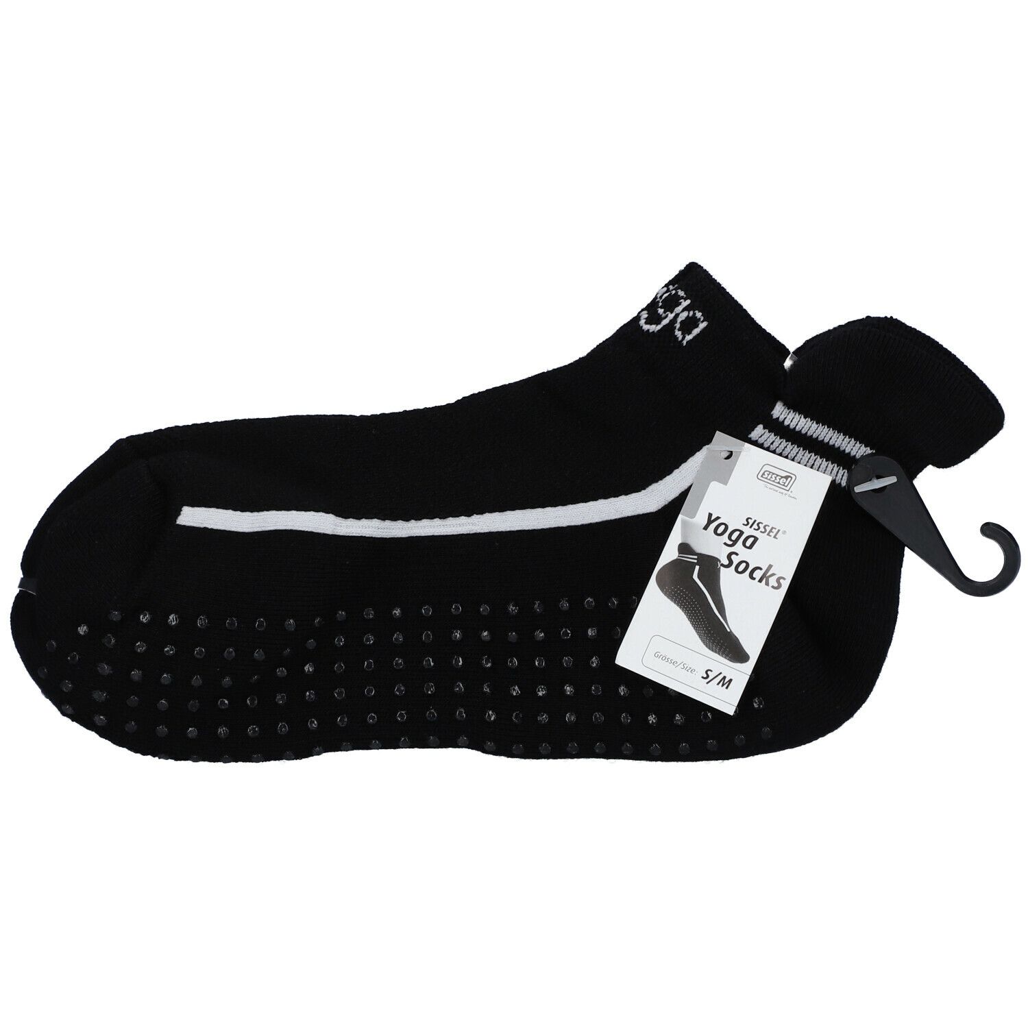 Chaussettes de yoga noires avec picots antidérapants. Étiquette avec nom du produit et taille S/M. Rayures blanches et logo.