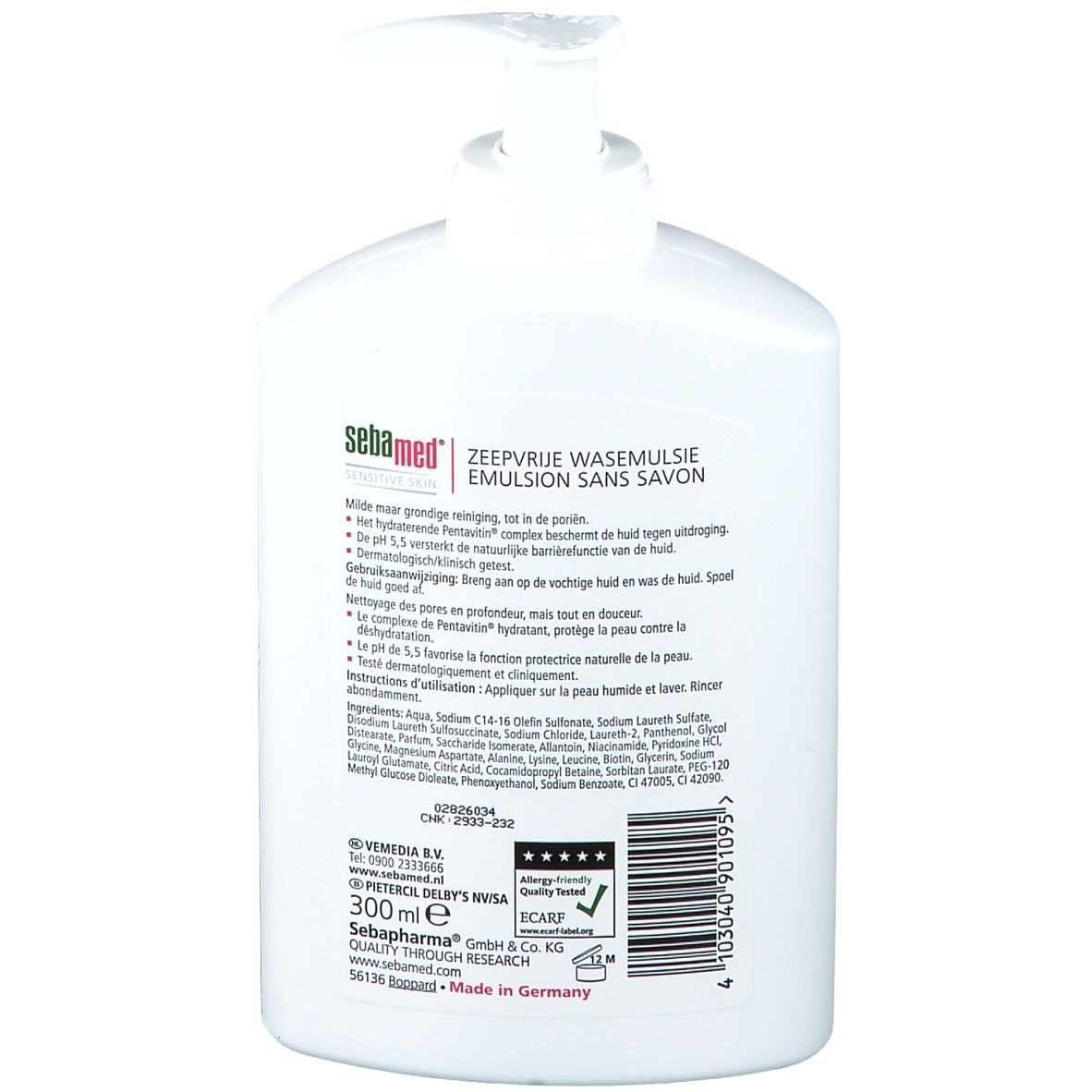 Dos du flacon blanc avec pompe. Texte: Sebamed, Zeepvrije Wasemulsie Emulsion Sans Savon. 300 ml. Label ECARF.