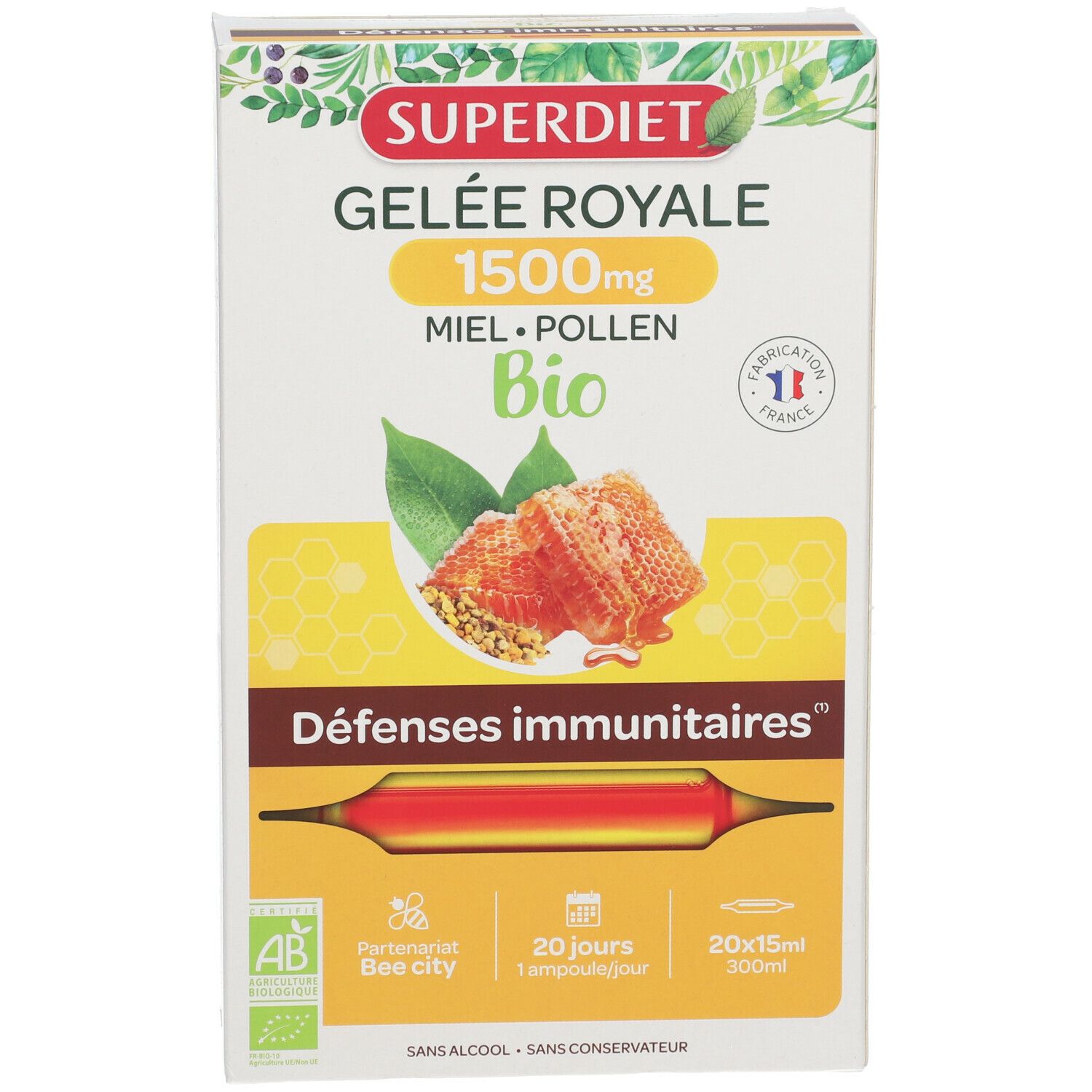 Boîte SUPERDIET Gelée Royale BIO. Inscription : Gelée Royale 1500mg, Miel, Pollen, Bio. Illustration de rayon de miel et ampoules.