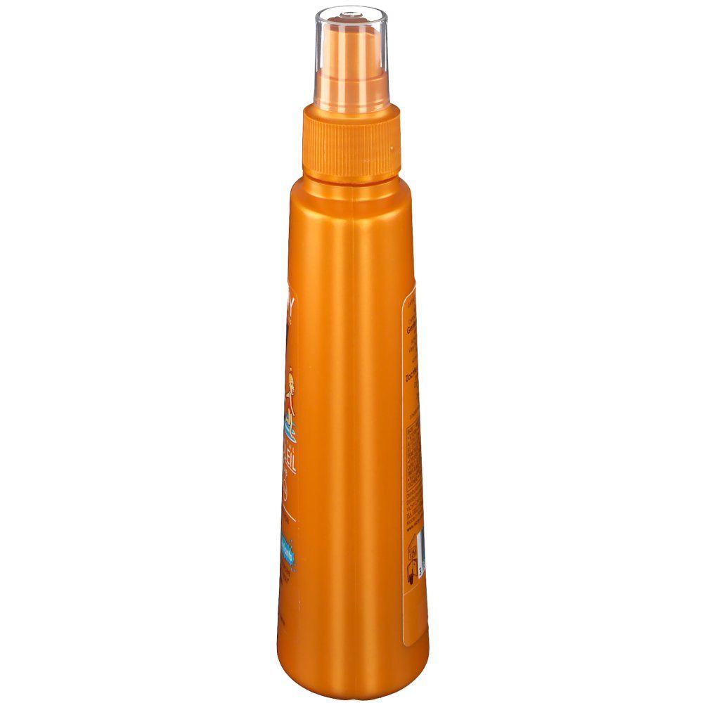 Flacone spray arancione, vista laterale. La testa dello spruzzo è trasparente. Sul flacone sono stampate informazioni sul prodotto.