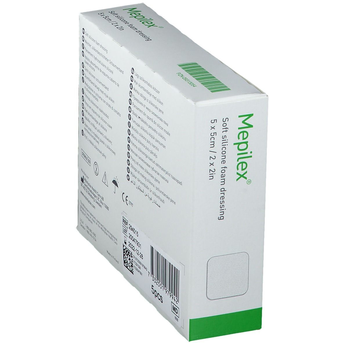 Boîte Mepilex 5 x 5 cm, vue d'angle. Boîte blanche et verte avec informations et logo.