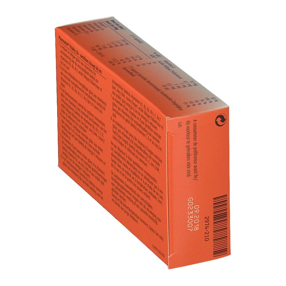 Boîte Pharmaton Vitality 50+ en perspective. Fond orange. Informations textuelles et code-barres.