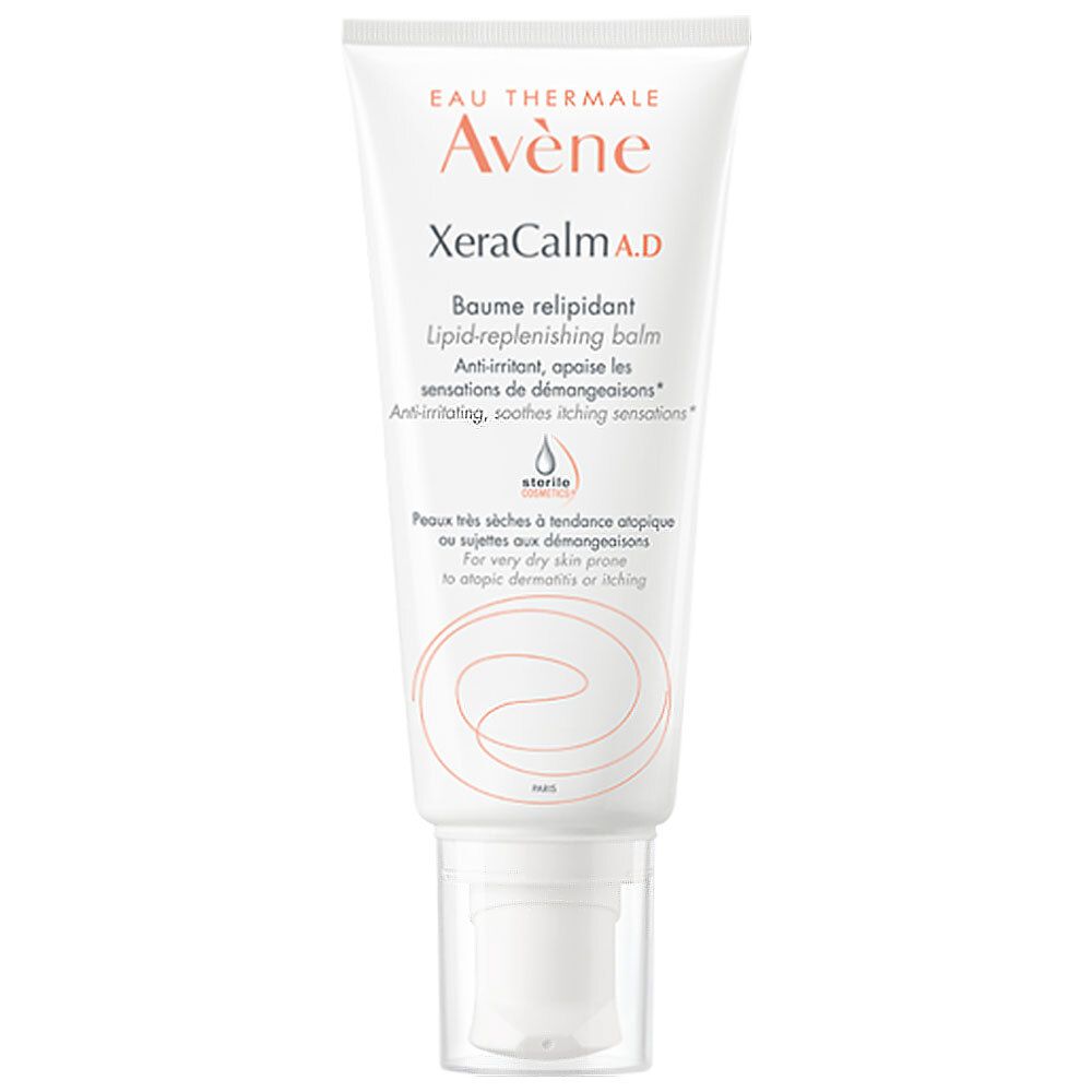 Tube blanc avec nom et description du produit. Inscription : XeraCalm A.D. Baume relipidant.