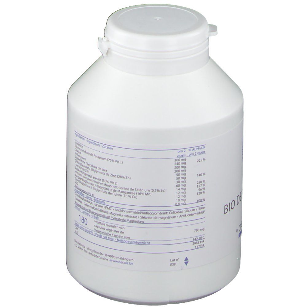 Weiße Flasche mit Schraubverschluss. Rückseite mit Text und Tabellen. Enthält Informationen zu Inhaltsstoffen und Menge.