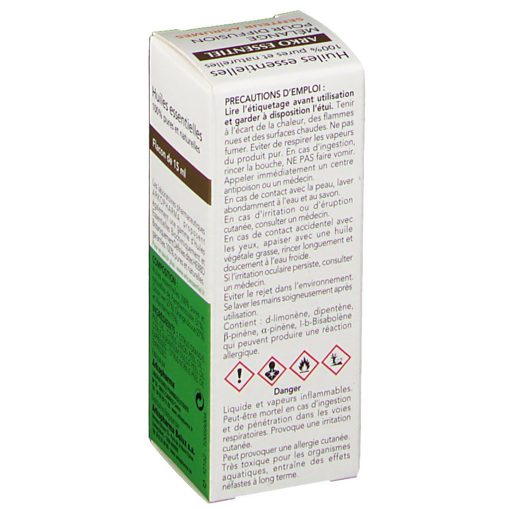 Boîte en carton avec avertissements. Pictogrammes de danger. Inscription: ARKO ESSENTIEL, Mélange pour diffusion, Senteur Agrumes.