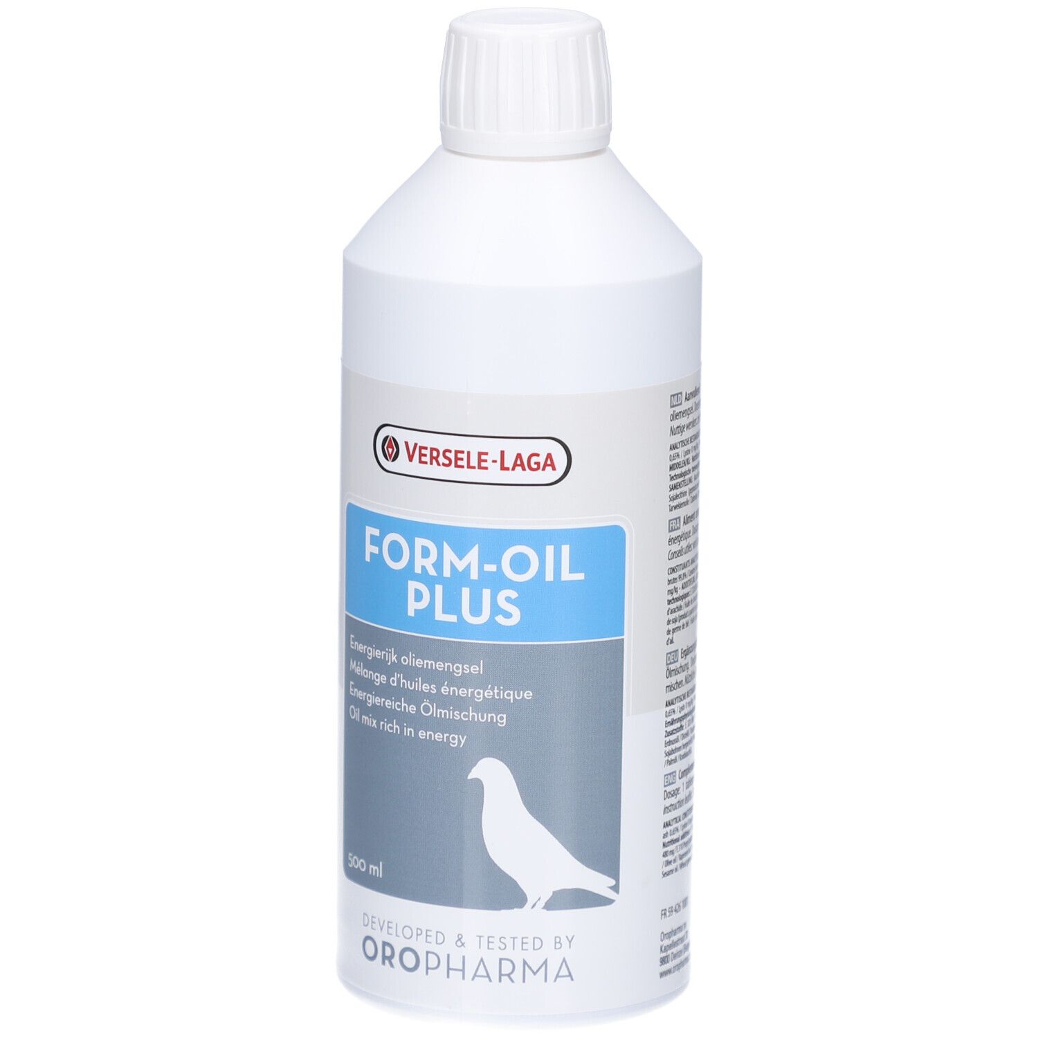 Weiße Flasche mit blauem Etikett. Aufschrift: FORM-OIL PLUS. Marke: Versele-Laga. 500 ml. Mit Tauben-Silhouette.
