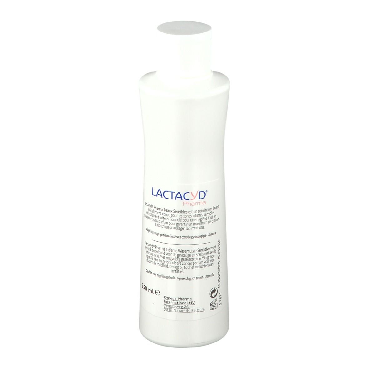 Flacon blanc avec bouchon blanc. Inscription Lactacyd Pharma. Texte et indication de volume 250 ml.
