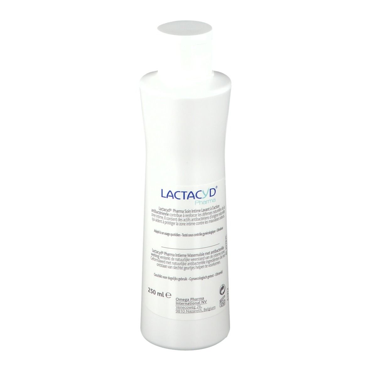Weißes Fläschchen mit weißem Deckel. Aufschrift: LACTACYD Pharma. Text in mehreren Sprachen. Volumenangabe: 250 ml.