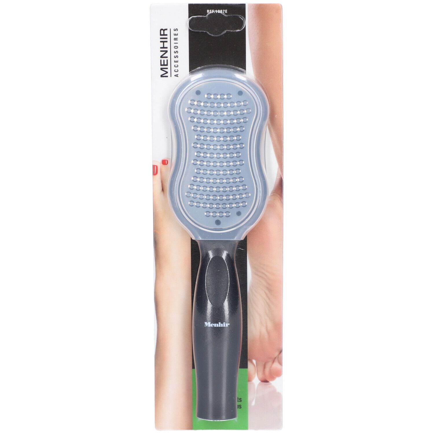 Râpe à pieds grise avec manche. Logo Menhir Accessoires. Emballage produit avec pied en arrière-plan.