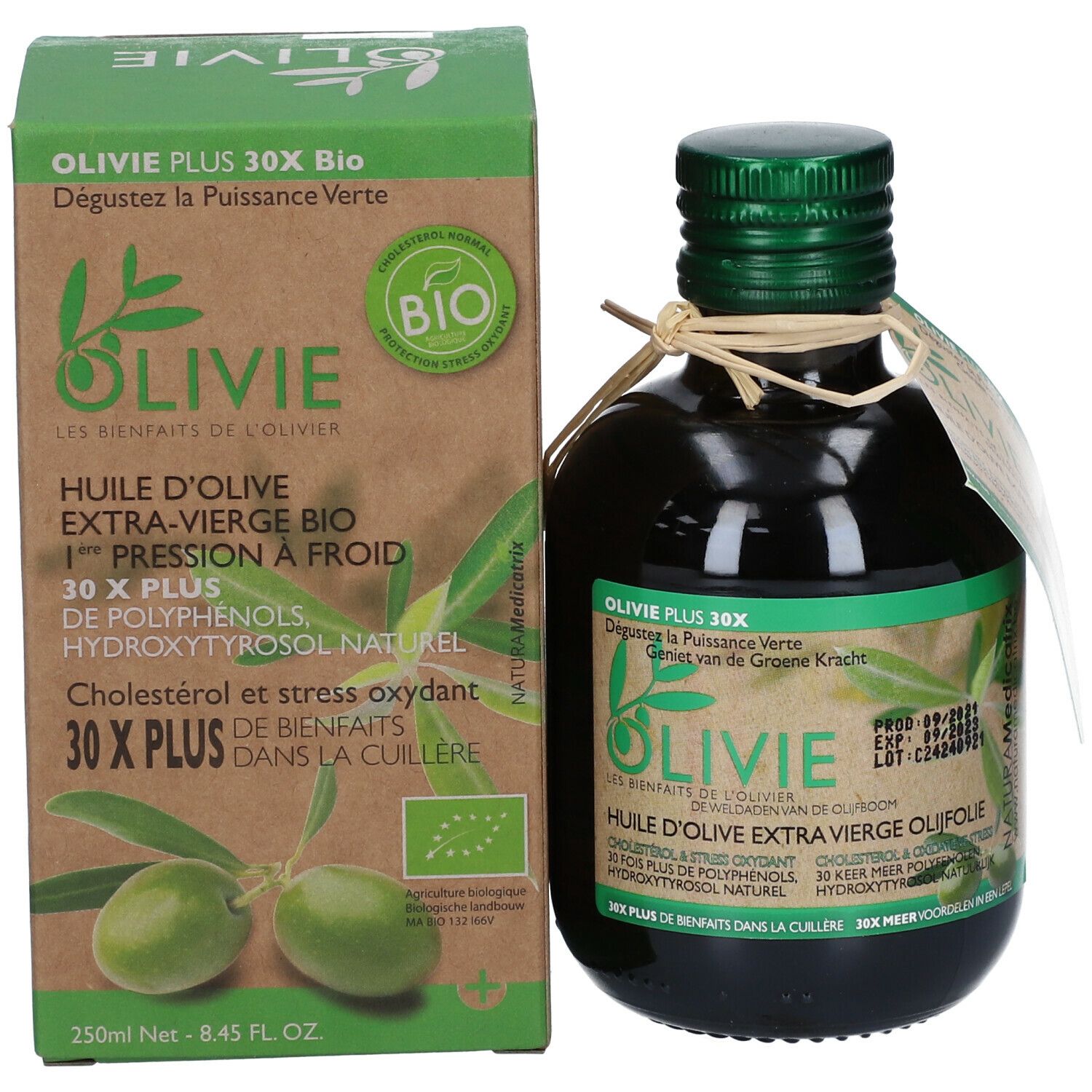 Olivie 30x Plus Bio olijfolie fles en doos. Fles met groene dop en etiket. Doos met productinformatie.