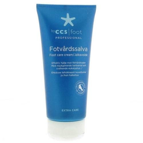 Tube bleu de crème pour les pieds. Texte: by CCS foot PROFESSIONAL, Fotvårdssalva, Foot care cream. Avec indication Extra Care et certification.