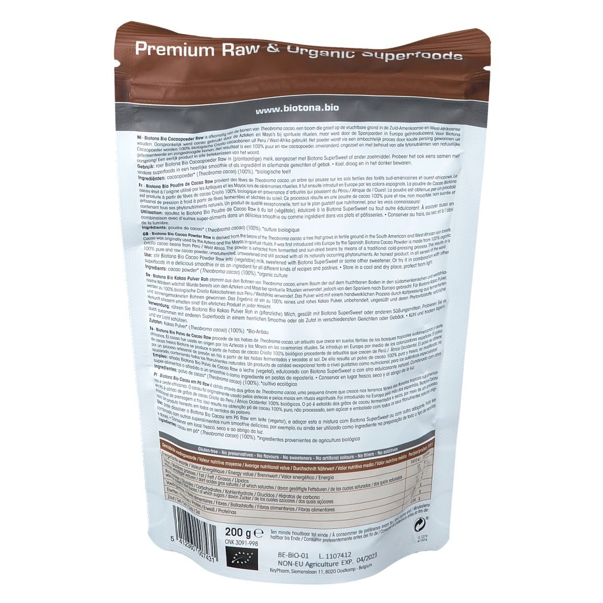 Rückseite eines Beutels mit Kakaopulver. Text in mehreren Sprachen. Unten: 200 g und Bio-Siegel.