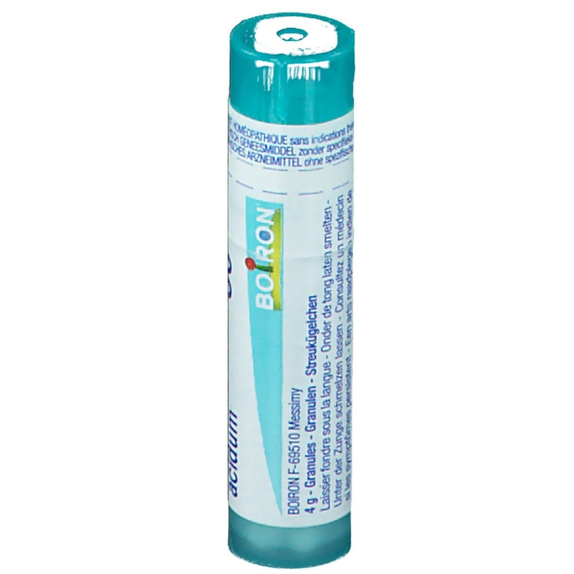 Cilindrische tube met blauw-witte beschrijving. Merk Boiron. Bevat granules. Meertalige tekst.
