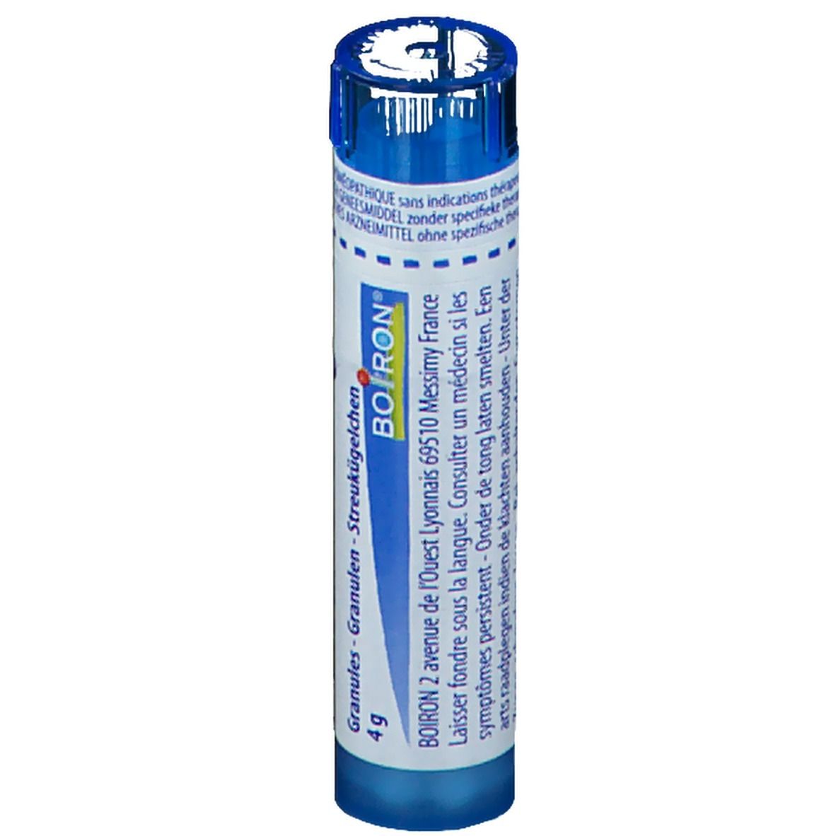 Blauw-witte cilindrische verpakking. Opschrift: Boiron, Granules, 4g. Adres: 69510 Messimy France.