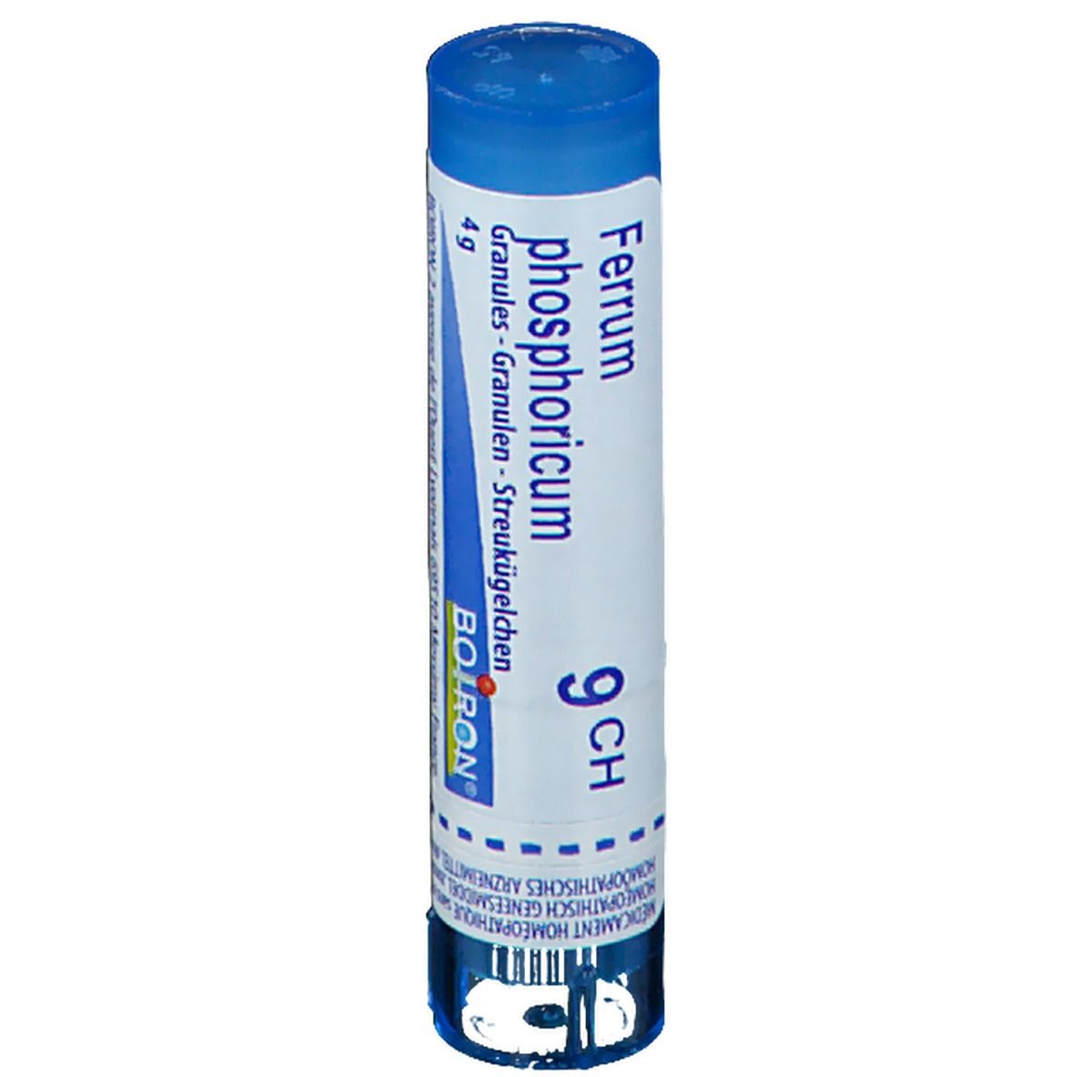 Cilindrische verpakking met blauwe dop. Opschrift: Ferrum phosphoricum 9 CH, Boiron. Bevat korrels.