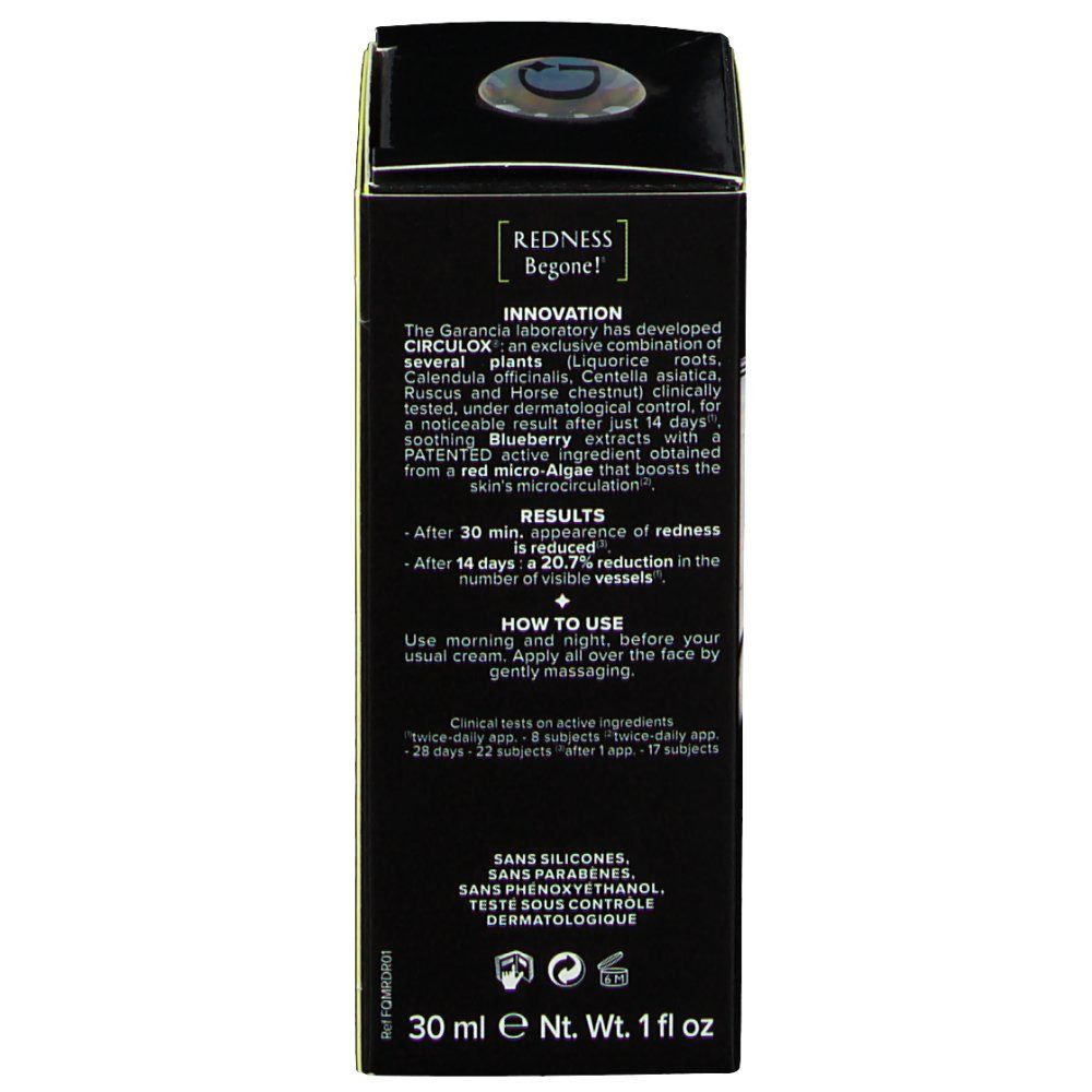 Verpackung mit Text zu "Redness Begone!". Enthält Informationen zu Inhaltsstoffen, Ergebnissen und Anwendung. 30 ml.