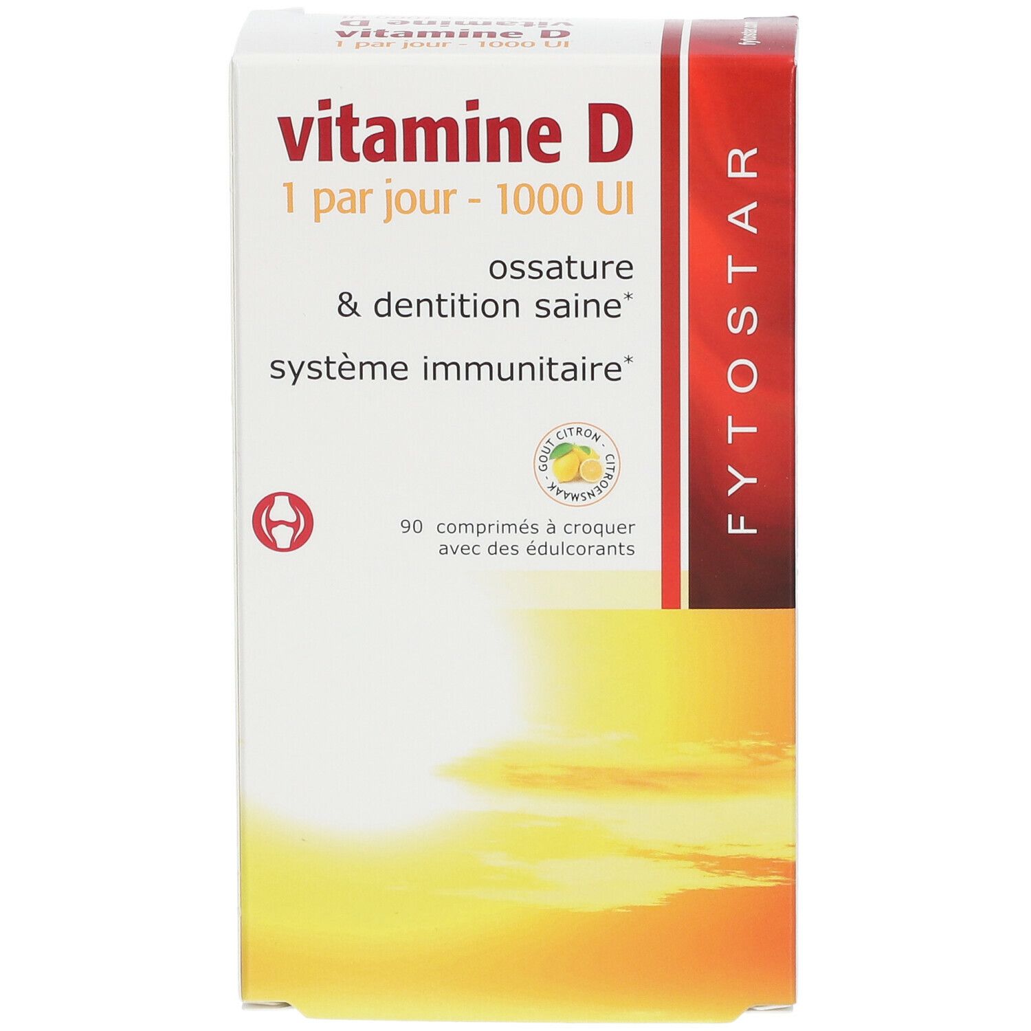 Fytostar Vitamine D 1000 IE doos. Tekst: Vitamine D, 1 per dag - 1000 UI. 90 kauwtabletten. Citroen-logo. Gele achtergrond.