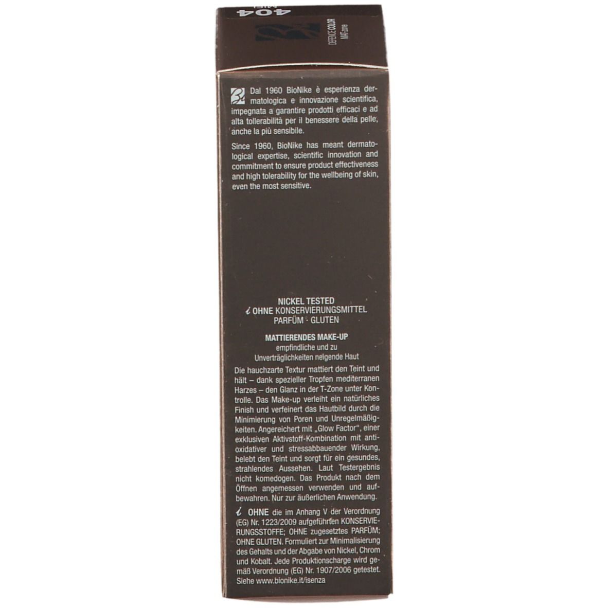Côté de l'emballage du fond de teint BioNike DEFENCE COLOR MAT-zone. Texte sur la marque et les avantages du produit.