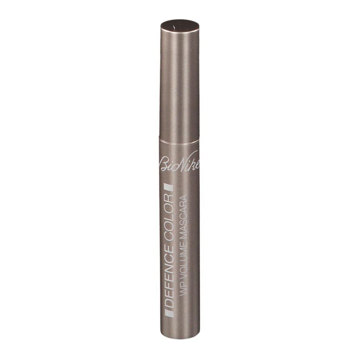 Mascara-Tube, silberfarben. Schriftzug: Defence Color WP Volume Mascara.