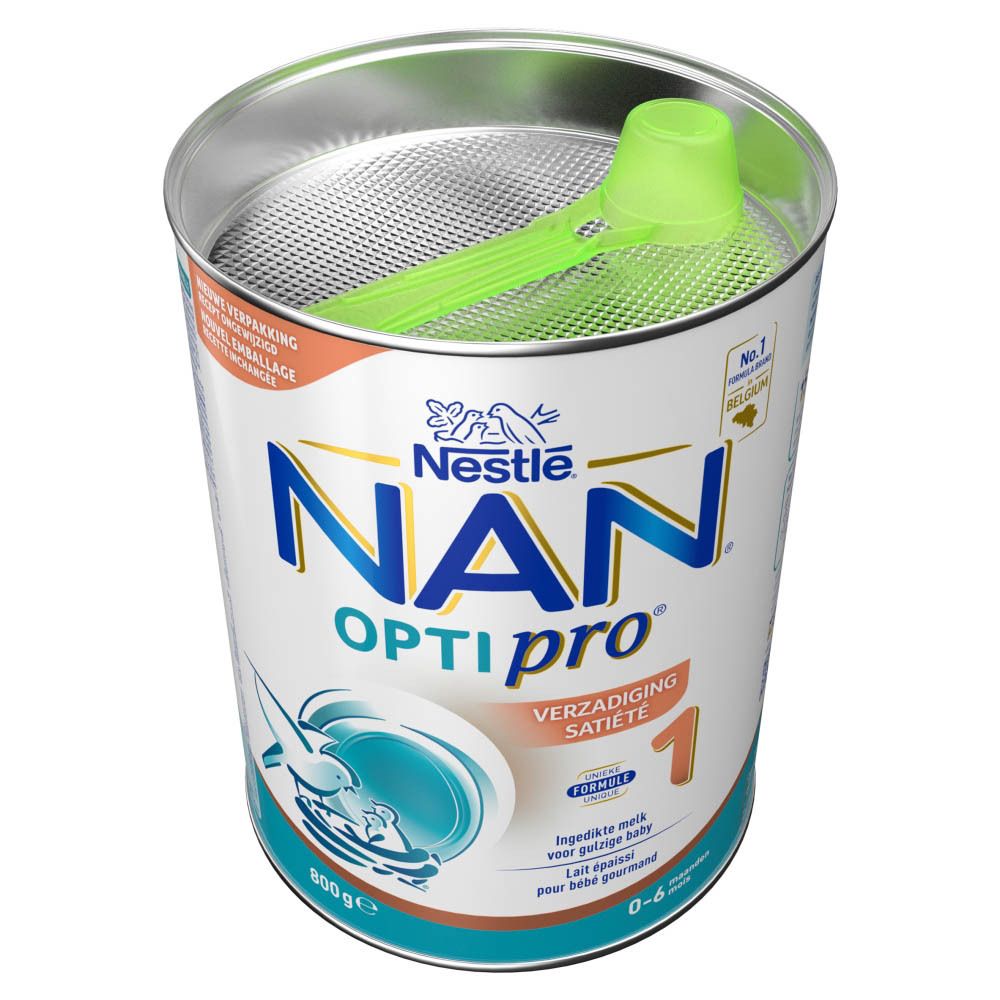 Open blik NAN Optipro 1. Bevat een maatschep. Groen.
