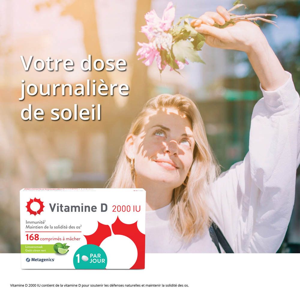 Femme tenant des fleurs et une boîte de Vitamine D 2000 UI. Texte en français.