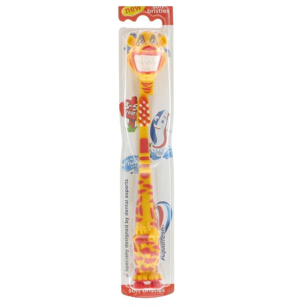 Brosse à dents enfant jaune-orange, tête animale. Soie souple, emballage blister. Marque : Aquafresh.