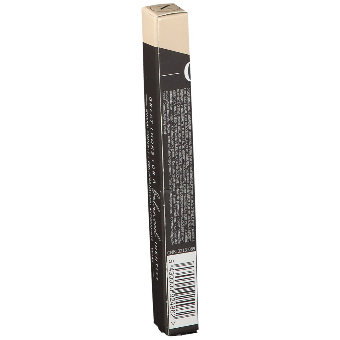 Achterkant van de zwarte verpakking met tekst en barcode. Productinformatie en fabrikantgegevens.