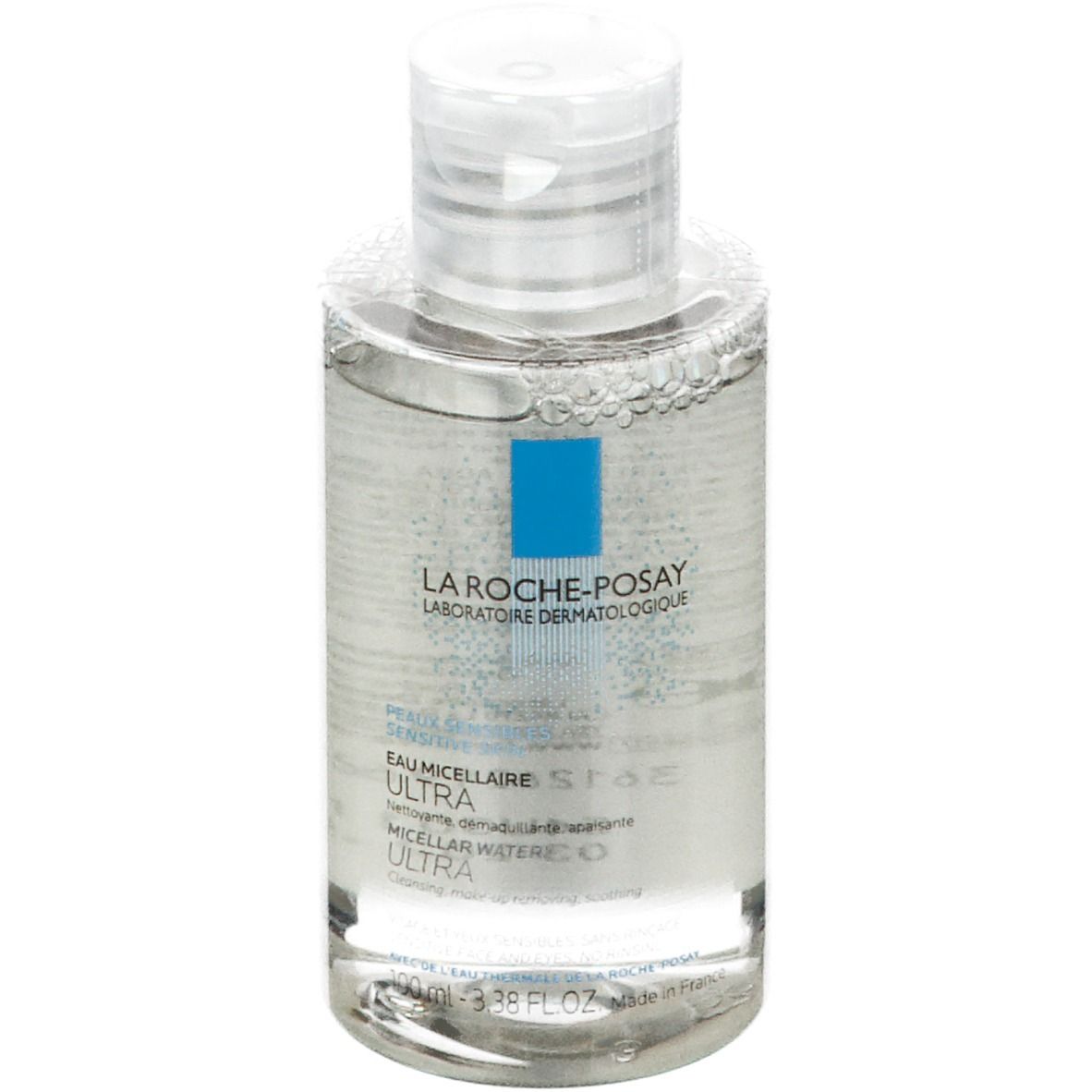 Flacon transparent avec bouchon blanc. Inscription: LA ROCHE-POSAY, Eau Micellaire Ultra. 100 ml.