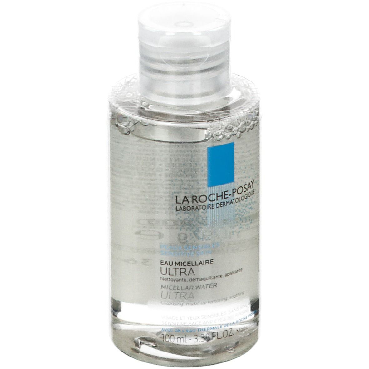 Flacon transparent avec bouchon blanc. Inscription: LA ROCHE-POSAY, Eau Micellaire Ultra. 100 ml.