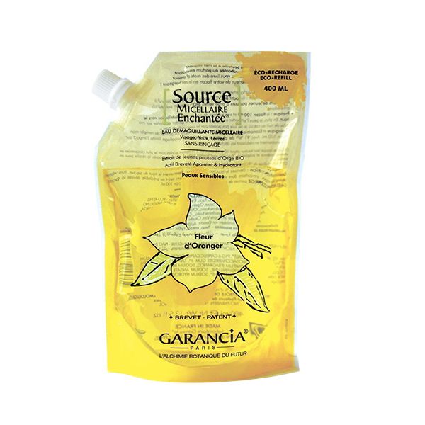 Garancia Micellar Water Nachfüllbeutel, 400ml, mit Orangenblüten-Illustration.