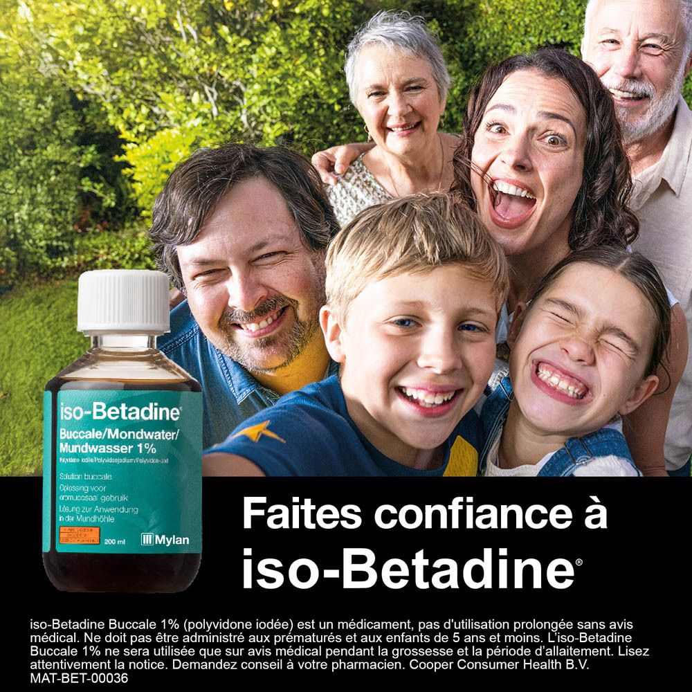 Visuel publicitaire avec flacon et famille heureuse. Texte : Faites confiance à iso-Betadine.