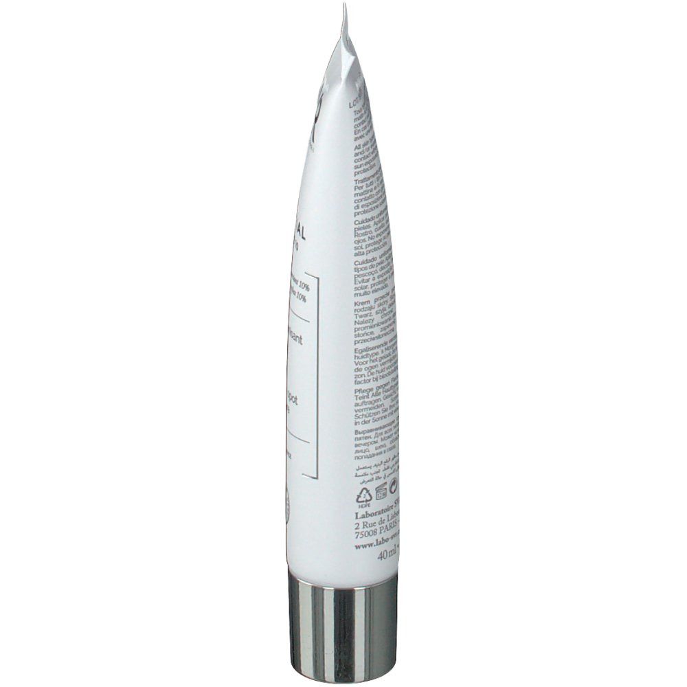 Tube blanc, vue latérale. Texte: SVR, CLAIRIAL CREME 10, soin anti-taches. Avec label de qualité français.