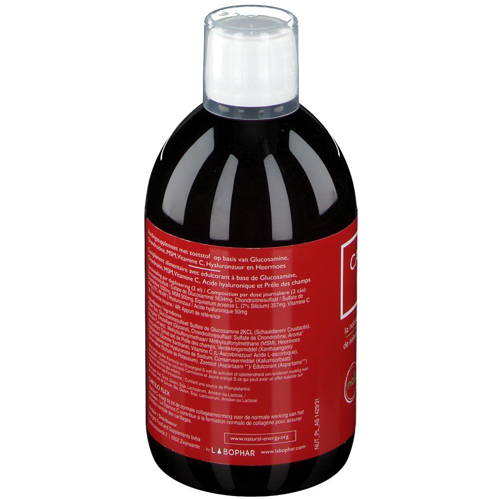 Flacon rond avec étiquette rouge. Texte en néerlandais. Liquide clair. Bouchon blanc.
