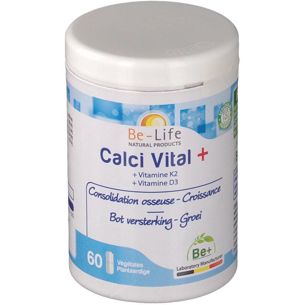 Boîte blanche avec couvercle. Inscription: Be-Life Calci Vital +, Vitamine K2 + Vitamine D3. 60 gélules. Logo Be+.