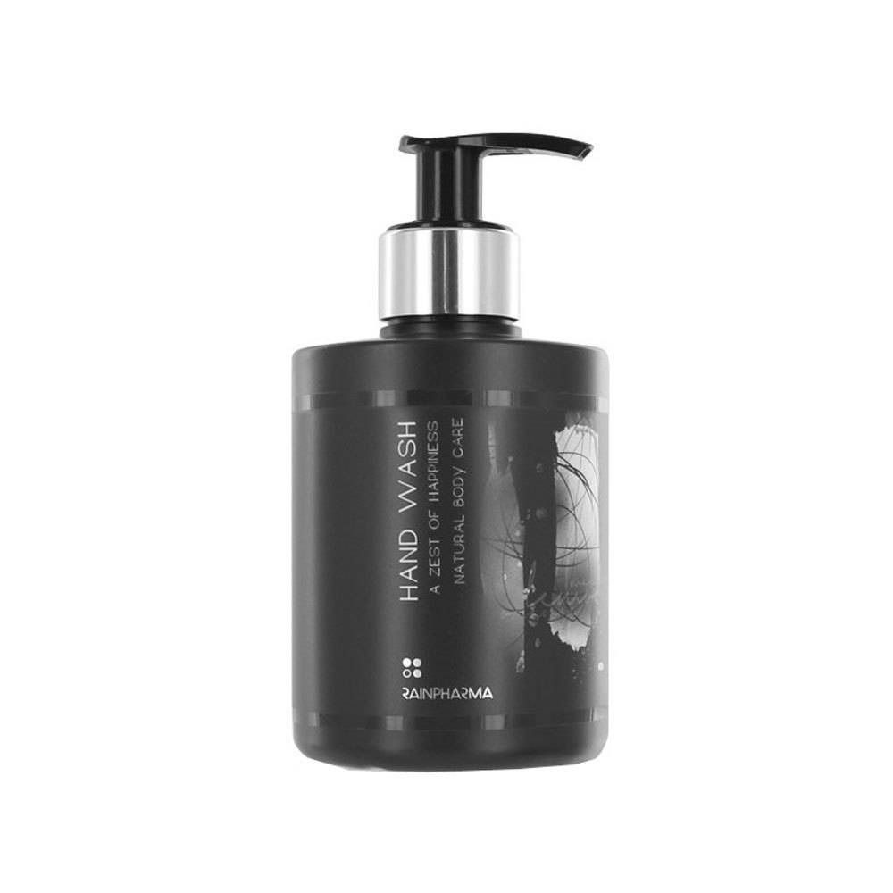 Flacon de savon pour les mains noir avec pompe. Inscription : Hand Wash, A Zest of Happiness, Natural Body Care. Marque : Rainpharma.