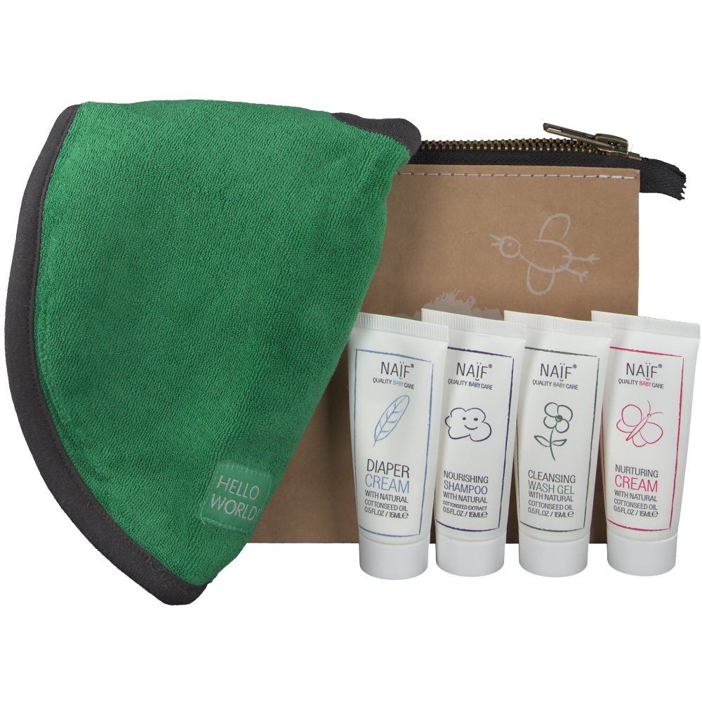 Set met groene washand, toilettas en vier tubes. Op de tubes staat "NAÏF".