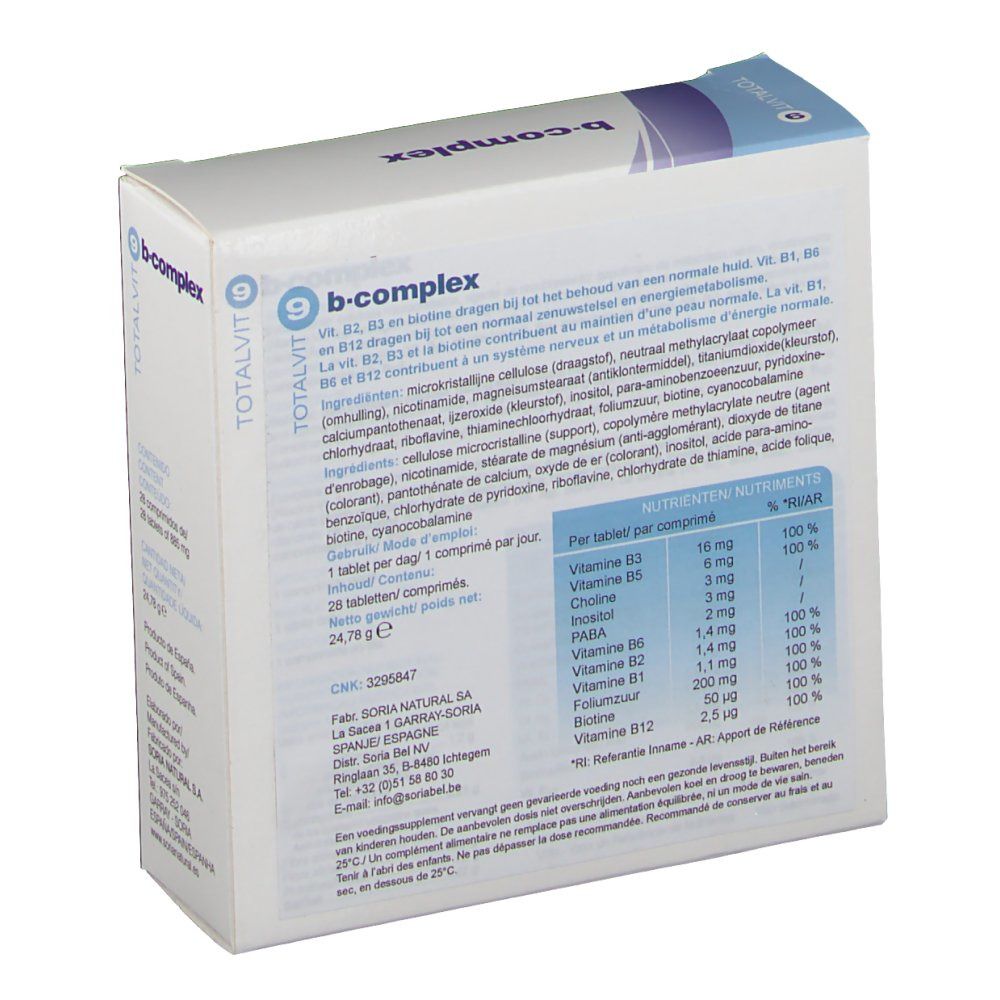 Achterkant van de TotalVit9 B-Complex verpakking. Bevat informatie over ingrediënten en voedingswaarden. Meertalige tekst.