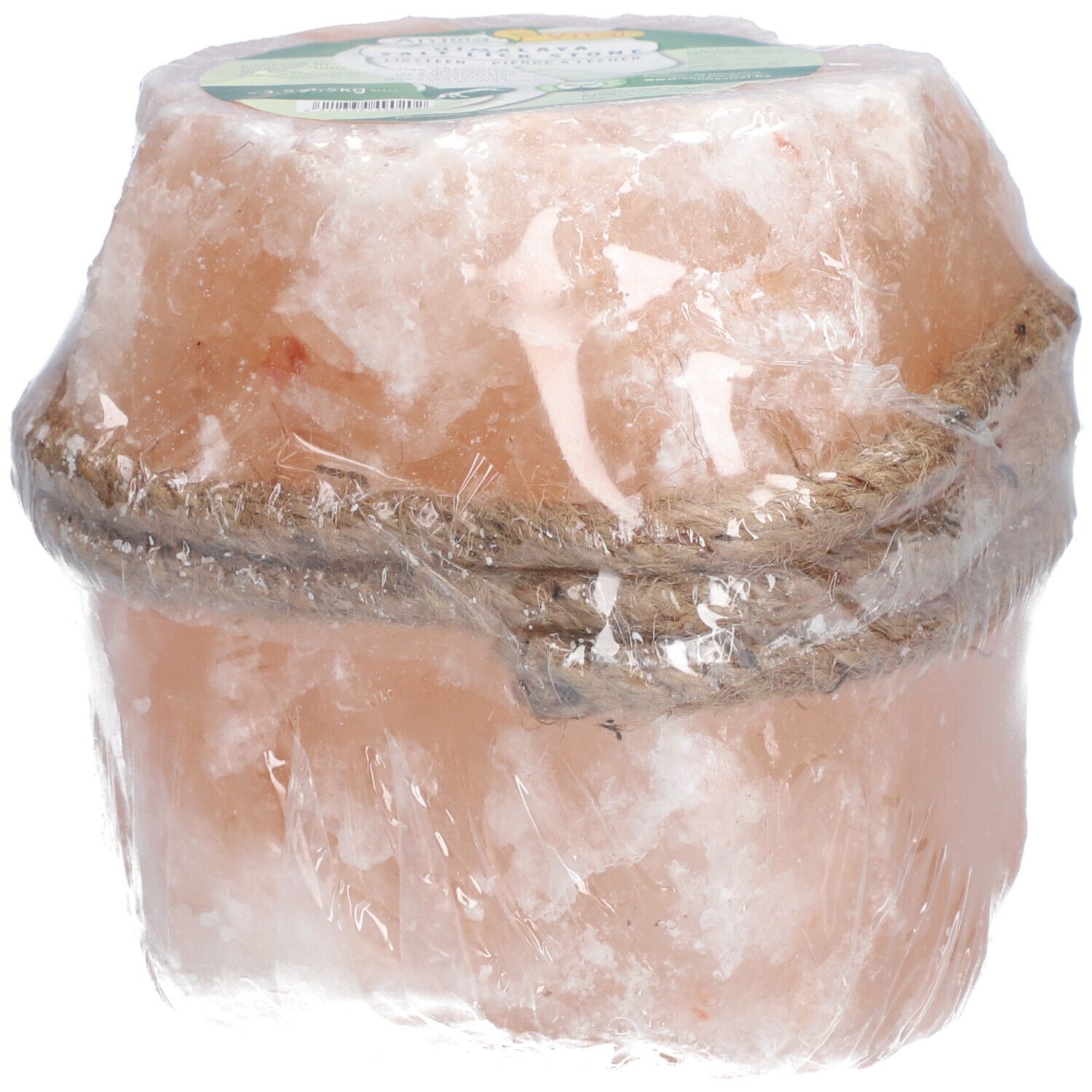 Rosa Salzleckstein, rund, mit Seil umwickelt, in Folie verpackt.