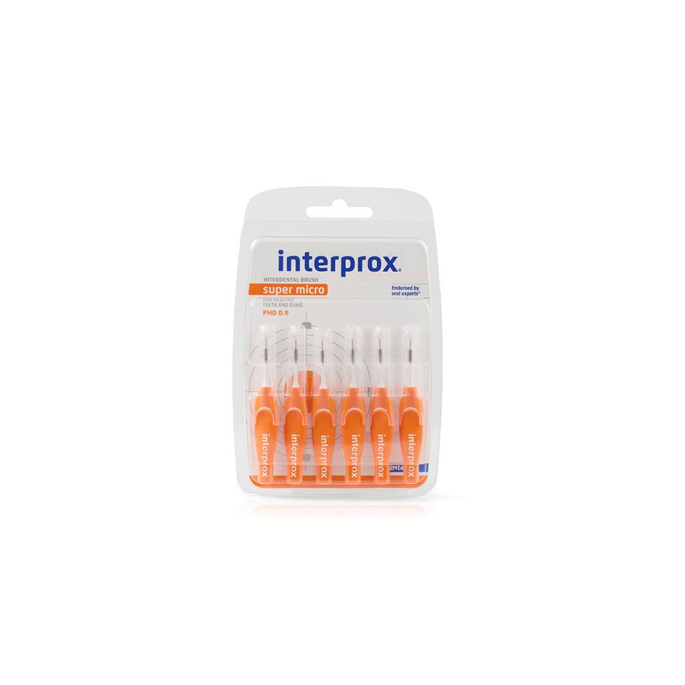 Blisterverpakking met oranje tandenborstels. Zichtbaar: merk, productnaam, maat.