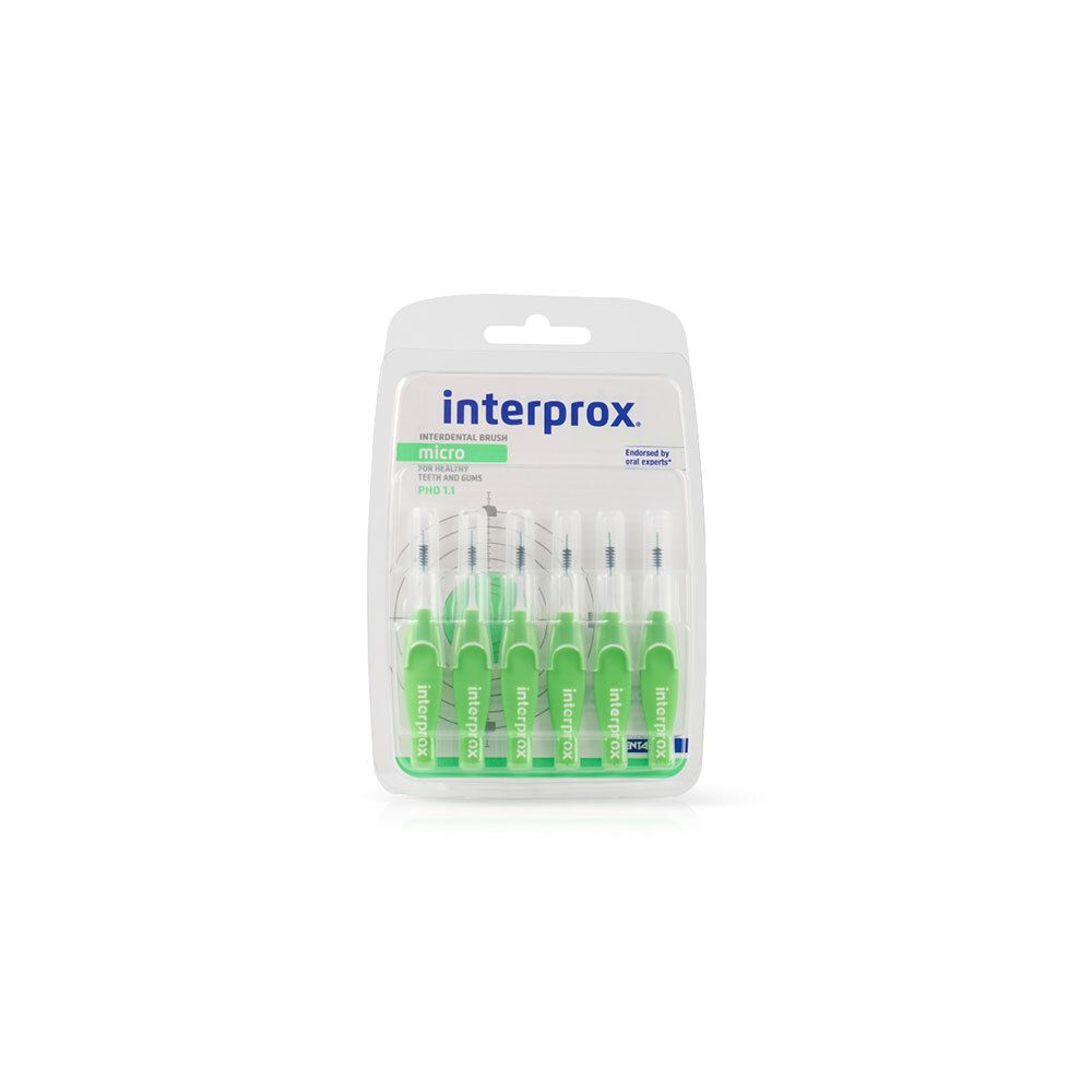 Paquet de brossettes interdentaires vertes Interprox. Emballage transparent avec nom et logo du produit.