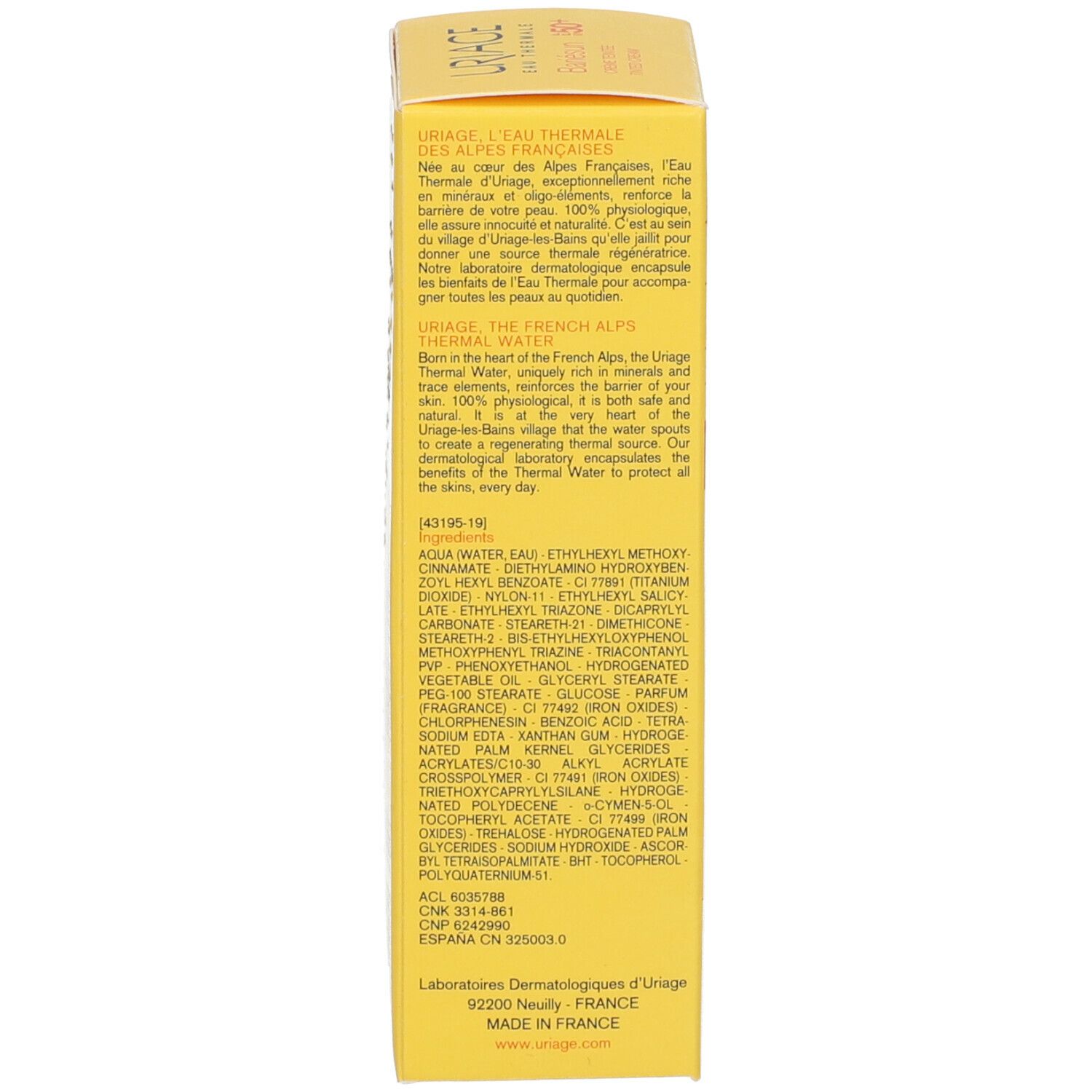 Verpackung der Uriage Bariésun Creme. Text über die Inhaltsstoffe und die Marke Uriage. Gelber Hintergrund.