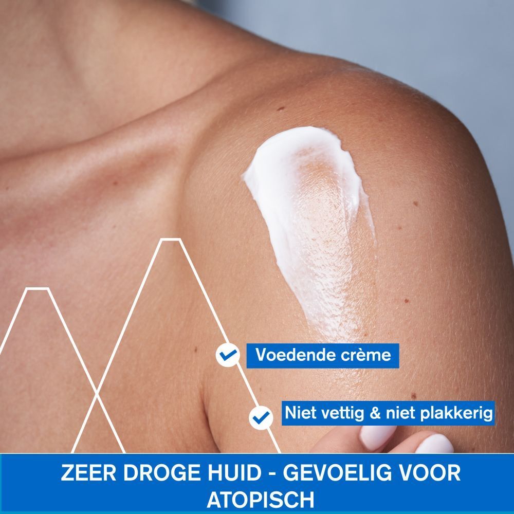Kind en vrouw. Tekst: 95% anti-jeuksensatie. 100% kalmerende Doeltreffendheid.
