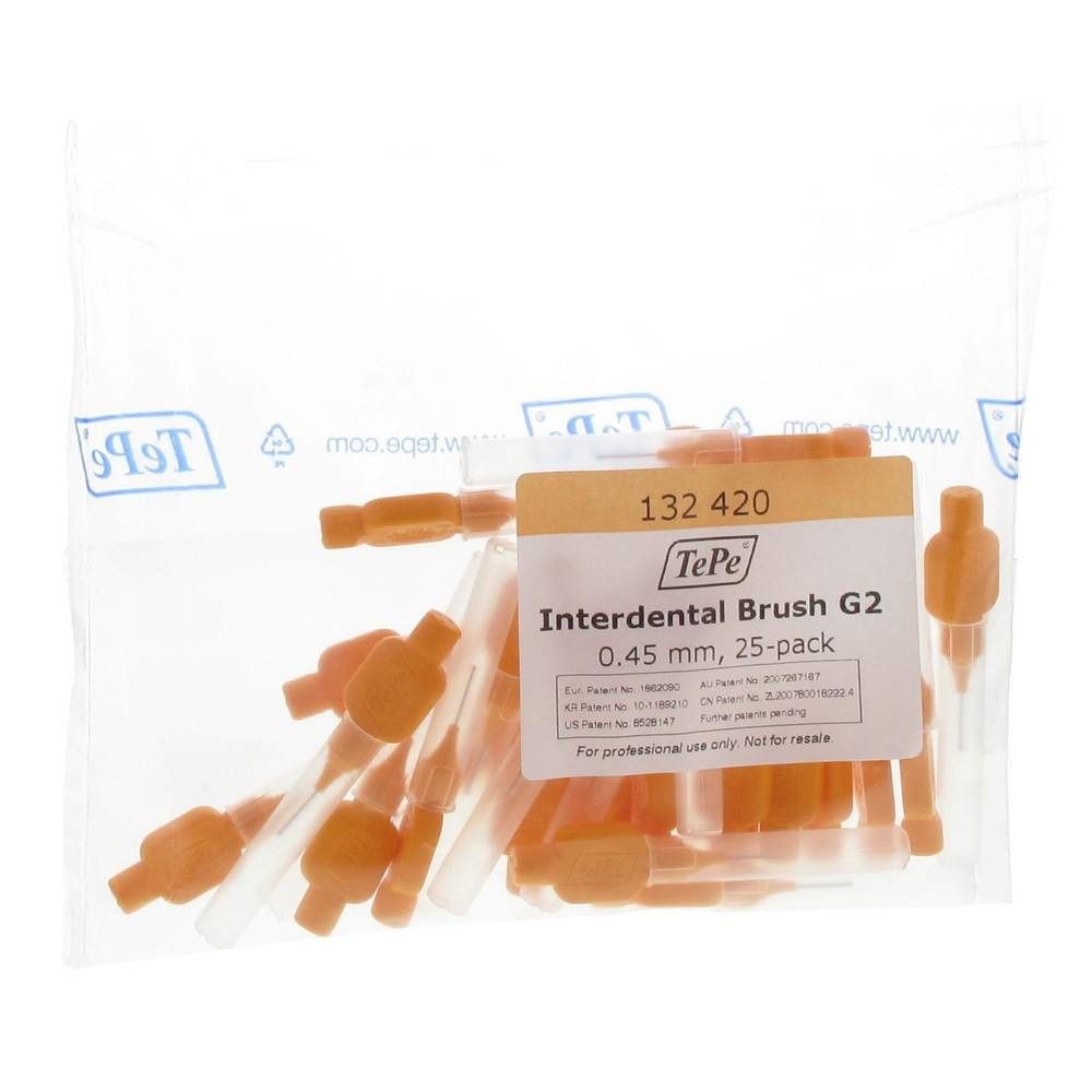 Interdentalbürsten in transparenter Verpackung. Aufschrift: TePe, Interdental Brush G2, 0,45 mm, 25 Stück. Orangefarbene Bürsten.