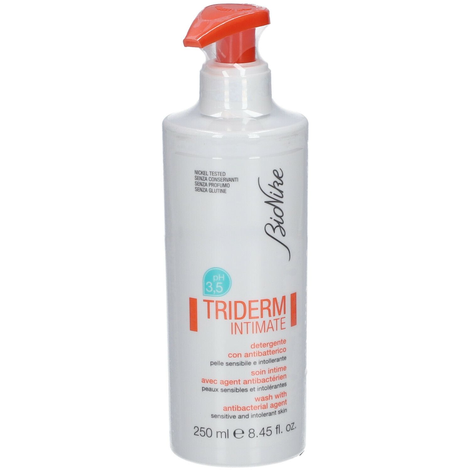 Witte dispenser met rode pomp. Opschrift: TRIDERM INTIMATE, pH 3.5, met antibacteriële stof. 250 ml.