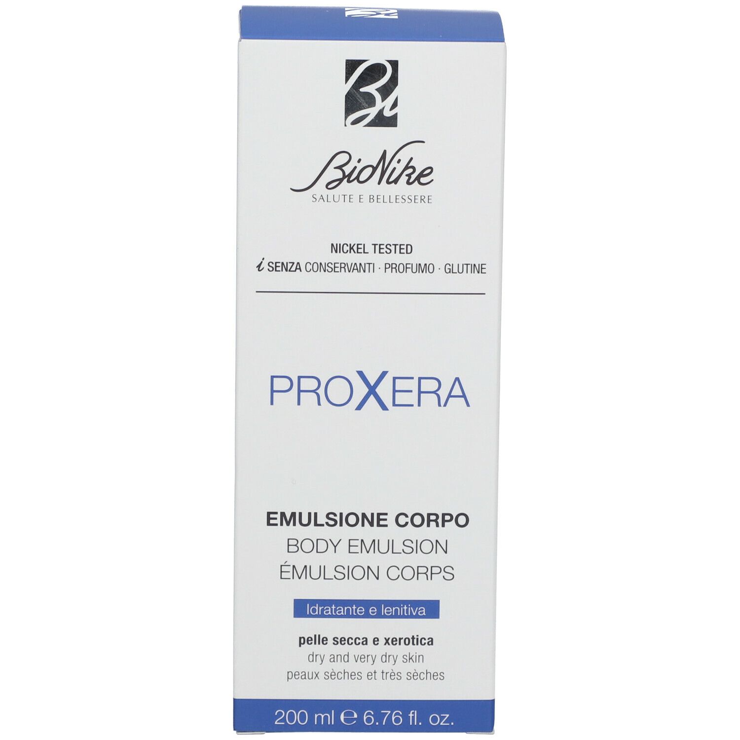 Emballage du produit bleu et blanc. Marque BioNike, nom du produit PROXERA. Texte multilingue.