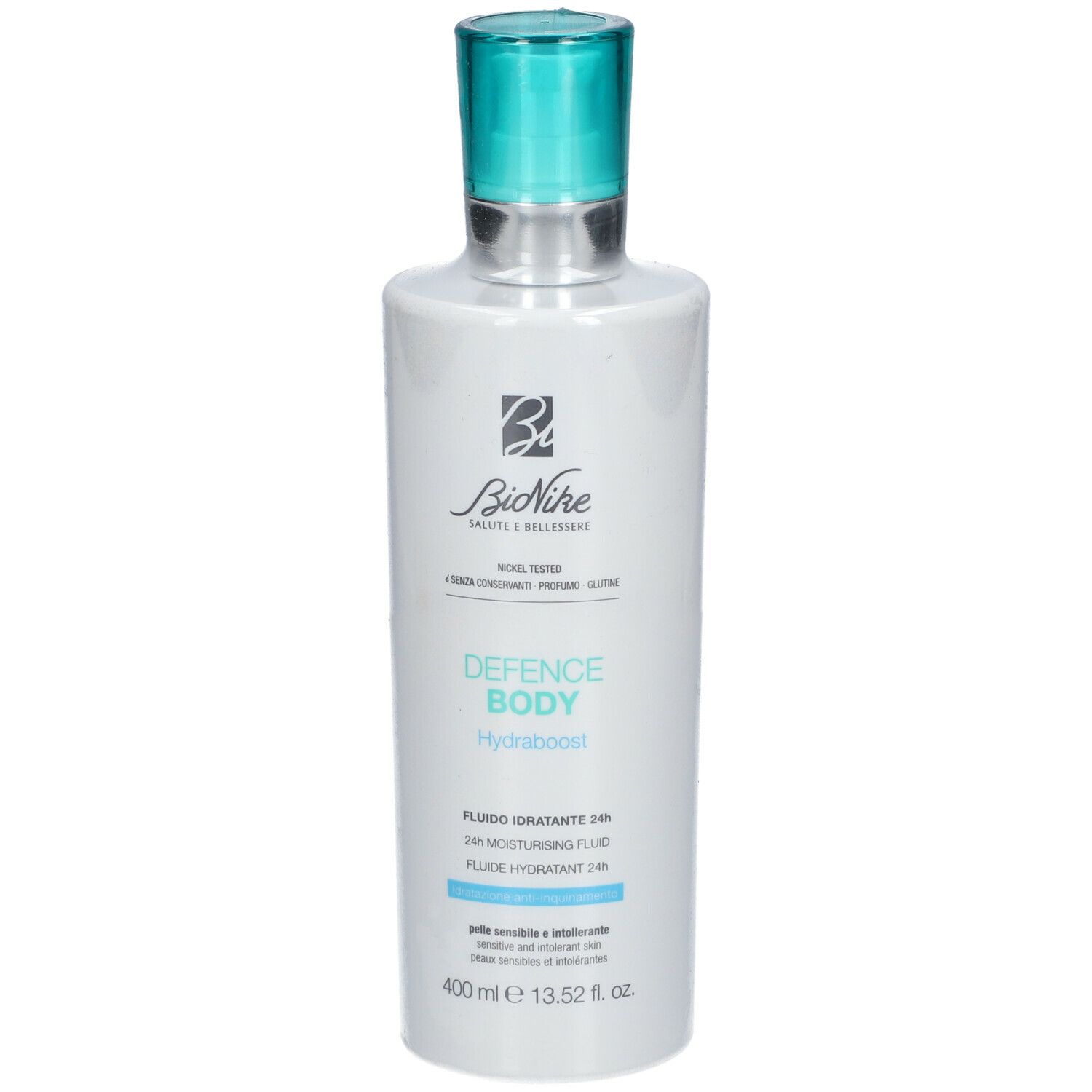 Witte fles met blauwe dop. Opschrift: BioNike, DEFENCE BODY, Fluido Idratante 24H. 400 ml.